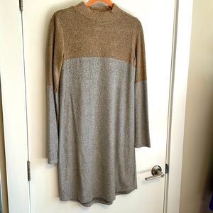 Socialite gray tan small s mockneck soft sweater dress
